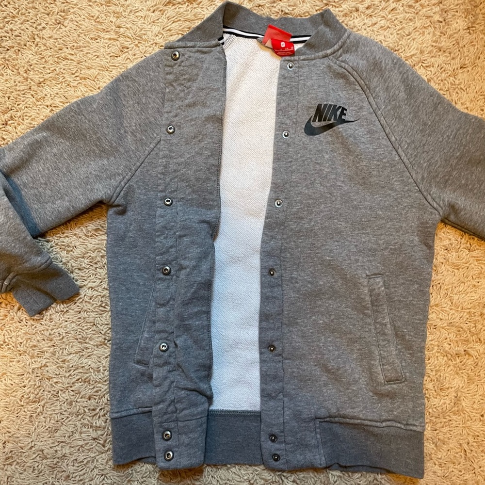 Nike jacket - Picture 4 of 5